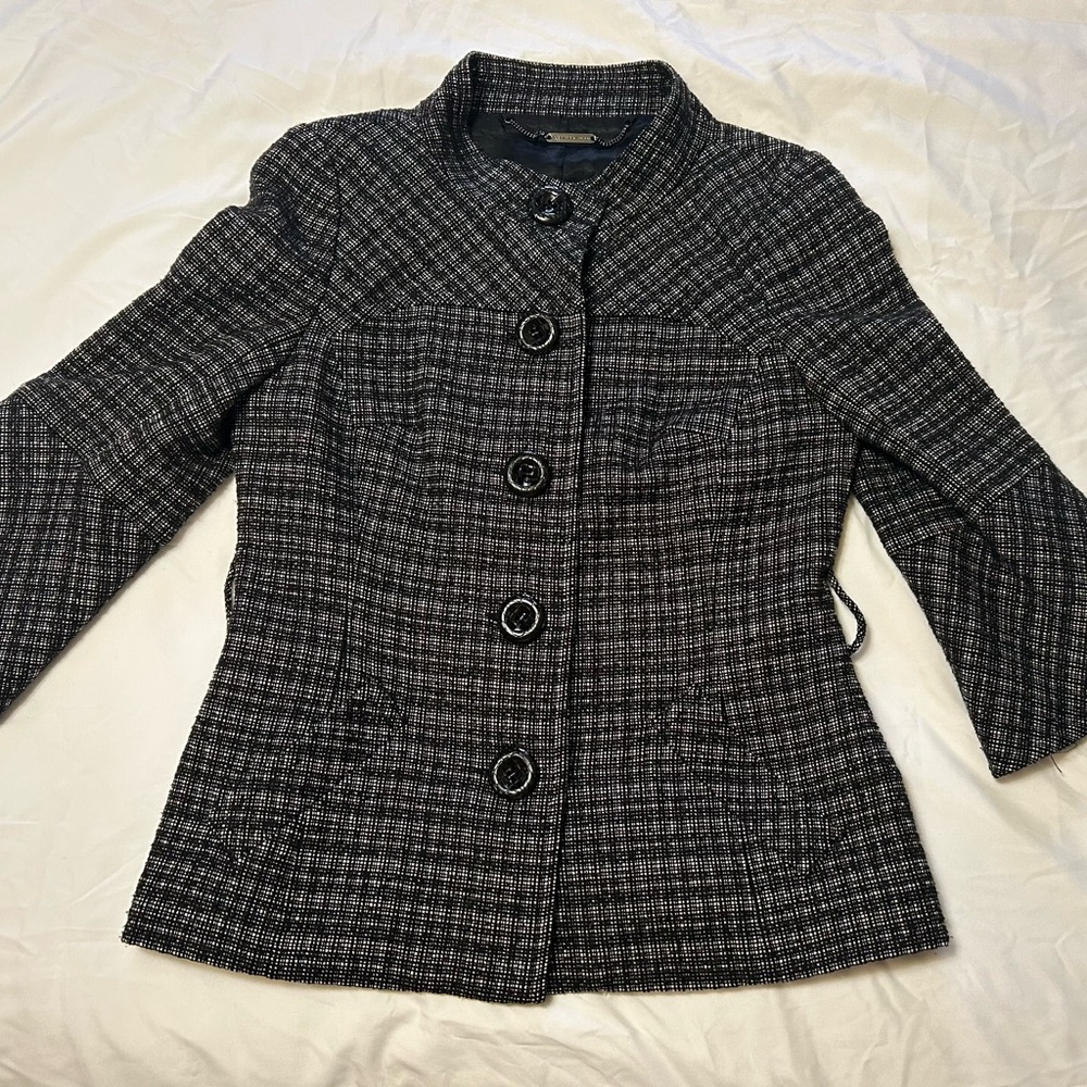 Trina Turk Black and White Tweed Button 3/4 sleeve jacket